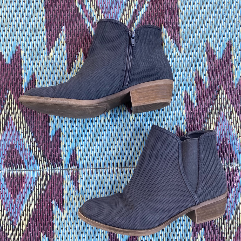 Kensie Charcoal Grey Booties